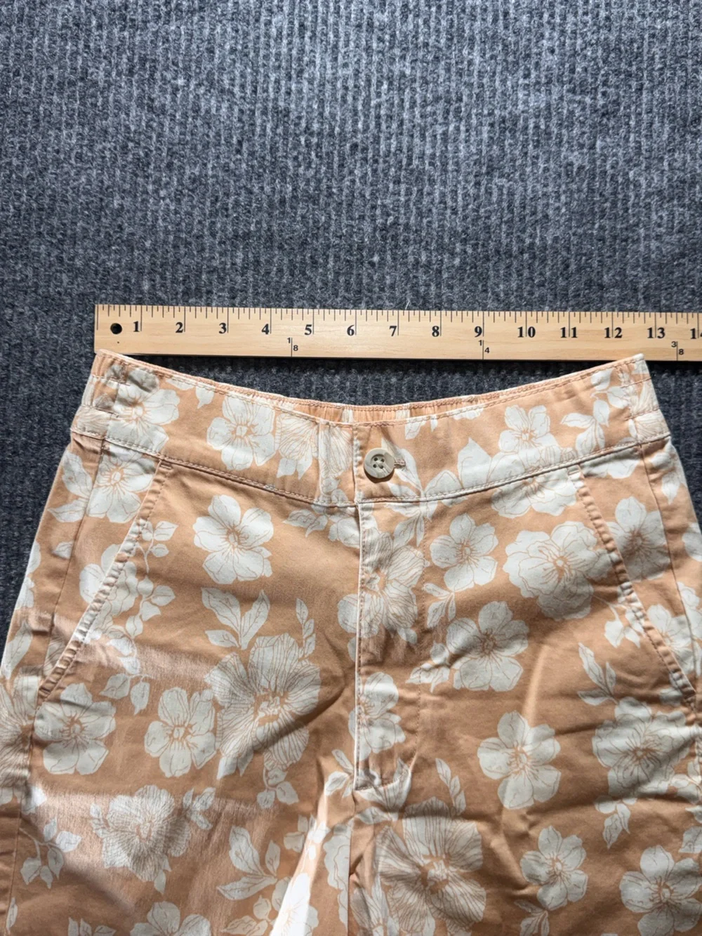 Jachs Girlfriend Hawaiian Floral Print Bermuda Chino Shorts‎ Womens XS
